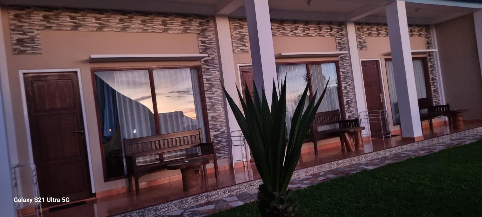 Bajawa-Roo Hotel Luaran gambar