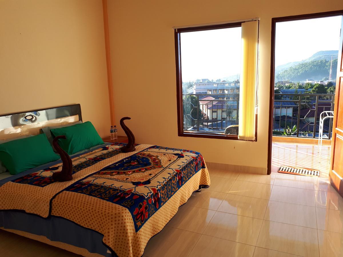 Bajawa-Roo Hotel Luaran gambar